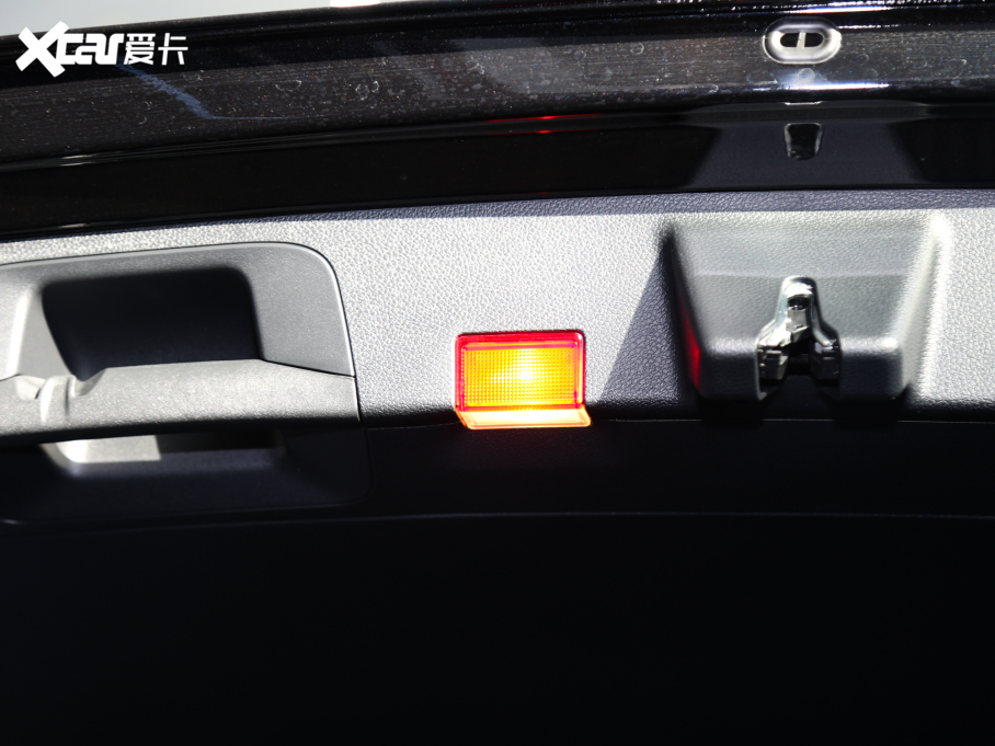 2020YEQC EQC 350 4MATIC