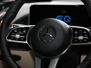 2020EQC 400 4MATIC п؅^