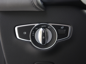 2020EQC 400 4MATIC п؅^