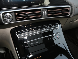 2020EQC 400 4MATIC п؅^