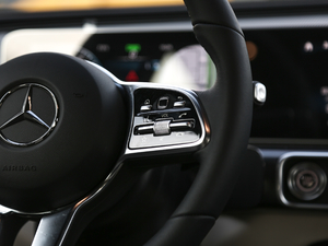 2020EQC 400 4MATIC п؅^