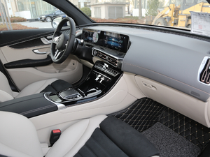 2020EQC 400 4MATIC п؅^