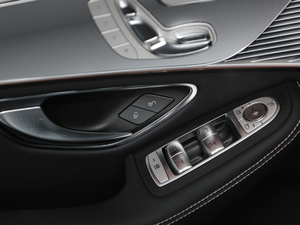 2020EQC 400 4MATIC 1886 g