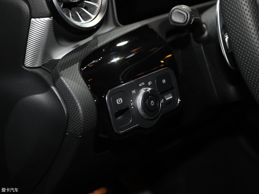 2019YA(j)AMG AMG A 35L 4MATIC