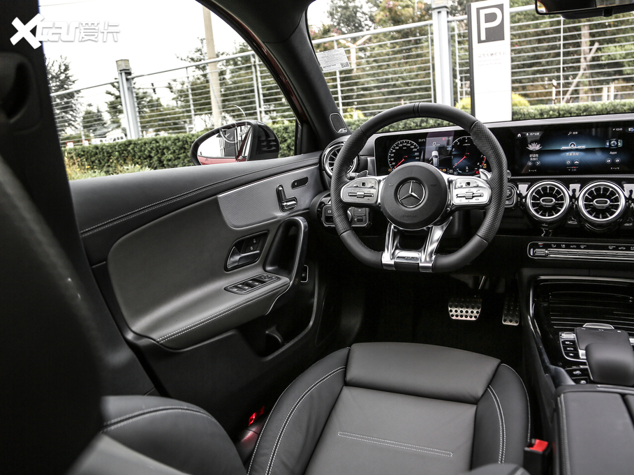 2019YAAMG AMG A 35L 4MATIC