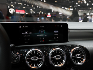 2019AMG A 35L 4MATIC п؅^