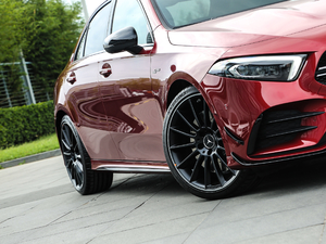 2019AMG A 35L 4MATIC w^