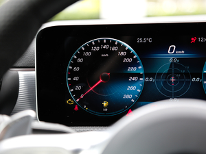 2019AMG A 35L 4MATIC п؅^