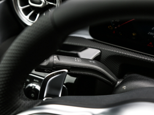 2019AMG A 35L 4MATIC п؅^