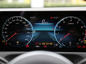 2019AMG A 35L 4MATIC п؅^