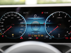 2019AMG A 35L 4MATIC п؅^