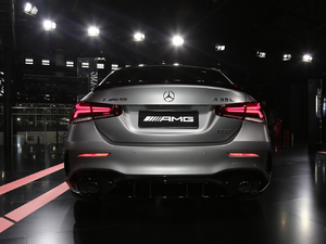 2019AMG A 35L 4MATIC w^