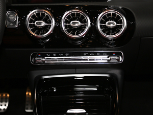 2019AMG A 35L 4MATIC п؅^