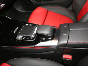 2019AMG A 35L 4MATIC п؅^