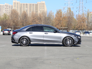2019AMG A 35L 4MATIC w^
