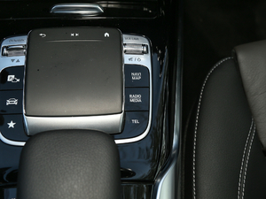 2019AMG A 35L 4MATIC п؅^