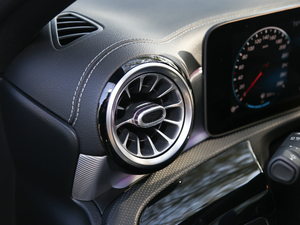 2019AMG A 35L 4MATIC п؅^