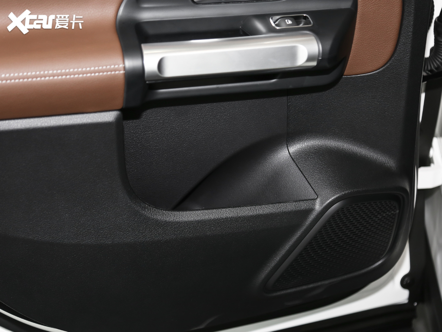 2020YGLB 180 (dng)