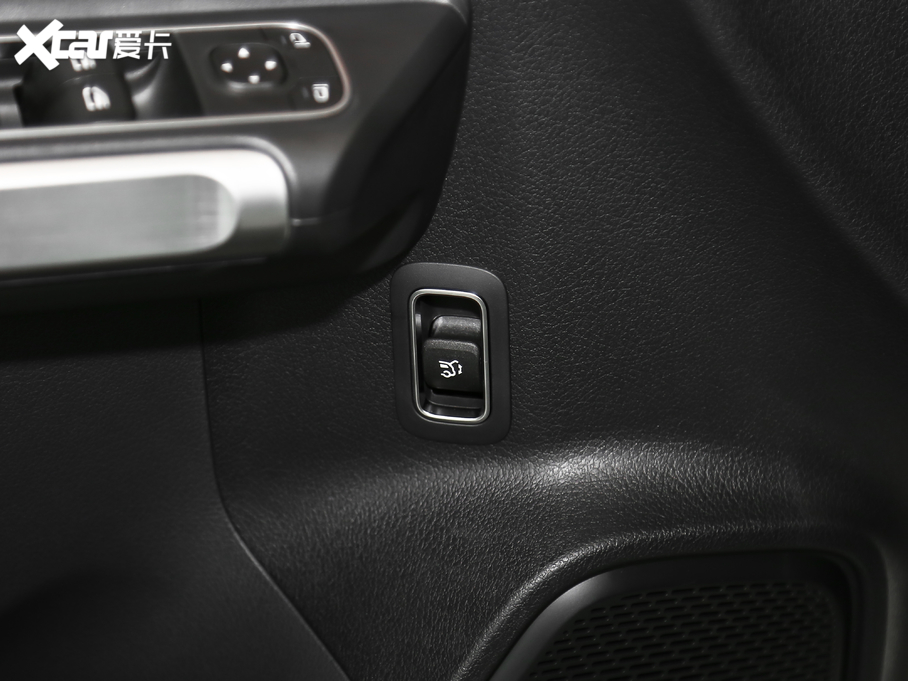 2020YGLB 180 (dng)