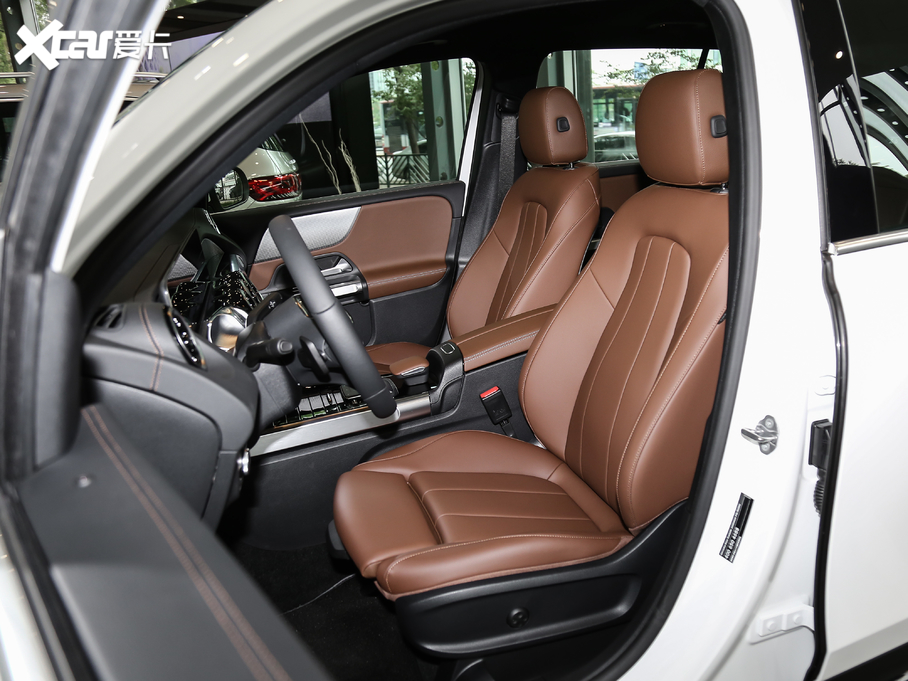 2020YGLB 180 (dng)