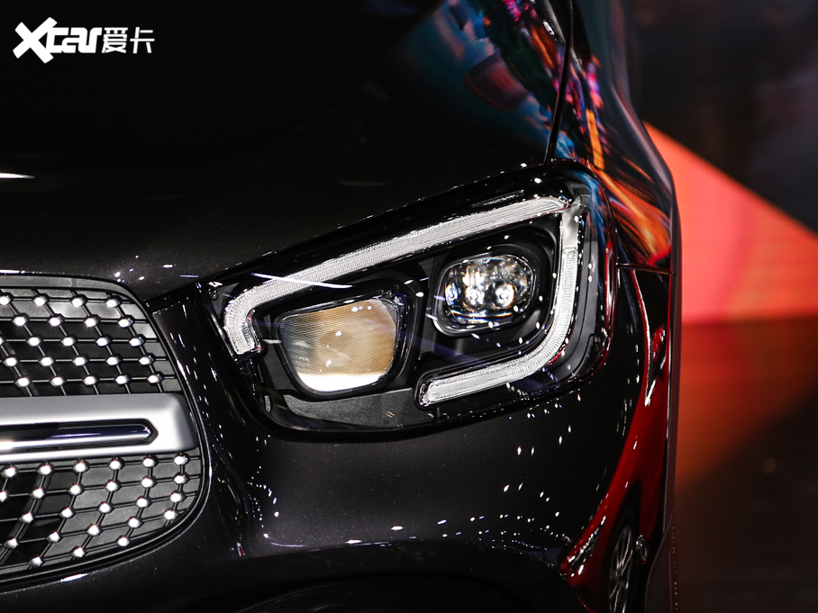 2020YGLC GLC 300 L 4MATIC AMG Line