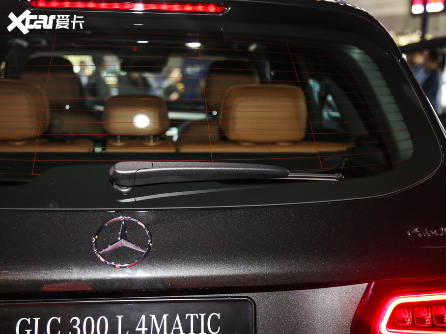 2020YGLC GLC 300 L 4MATIC AMG Line