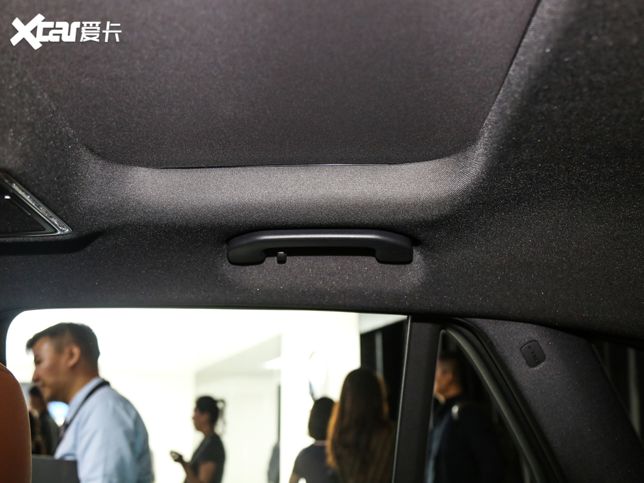 2020YGLC GLC 300 L 4MATIC AMG Line