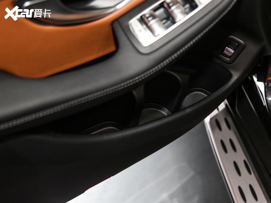 2020YGLC GLC 300 L 4MATIC AMG Line