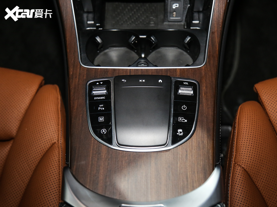 2020YGLC GLC 300 L 4MATIC AMG Line