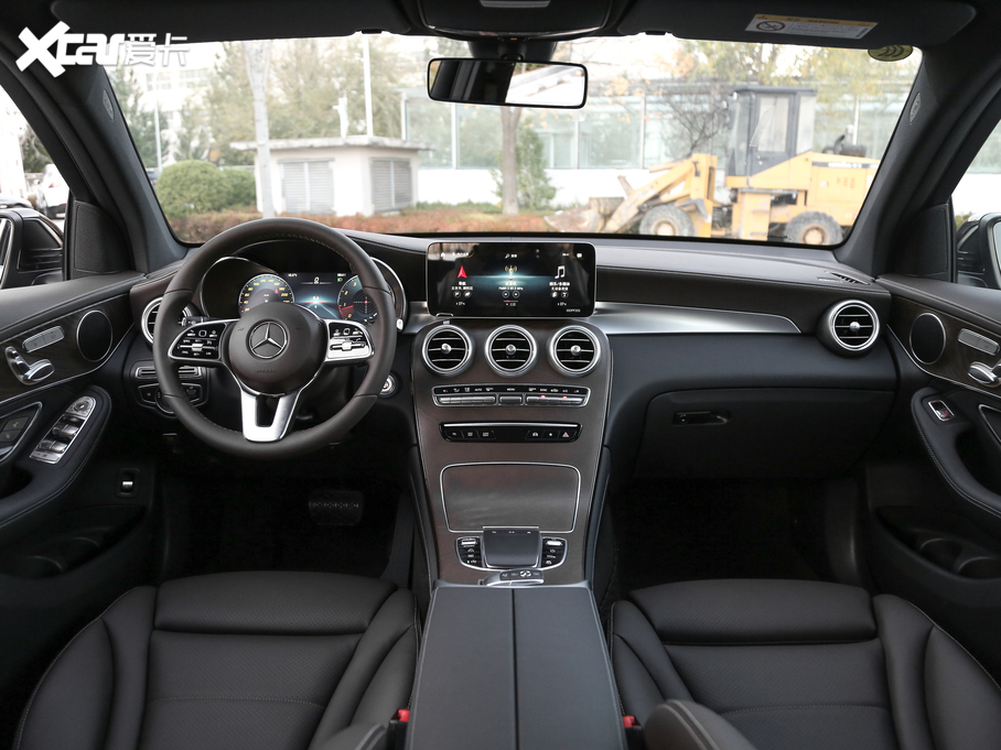 2020��YGLC GLC 260 L 4MATIC���A��