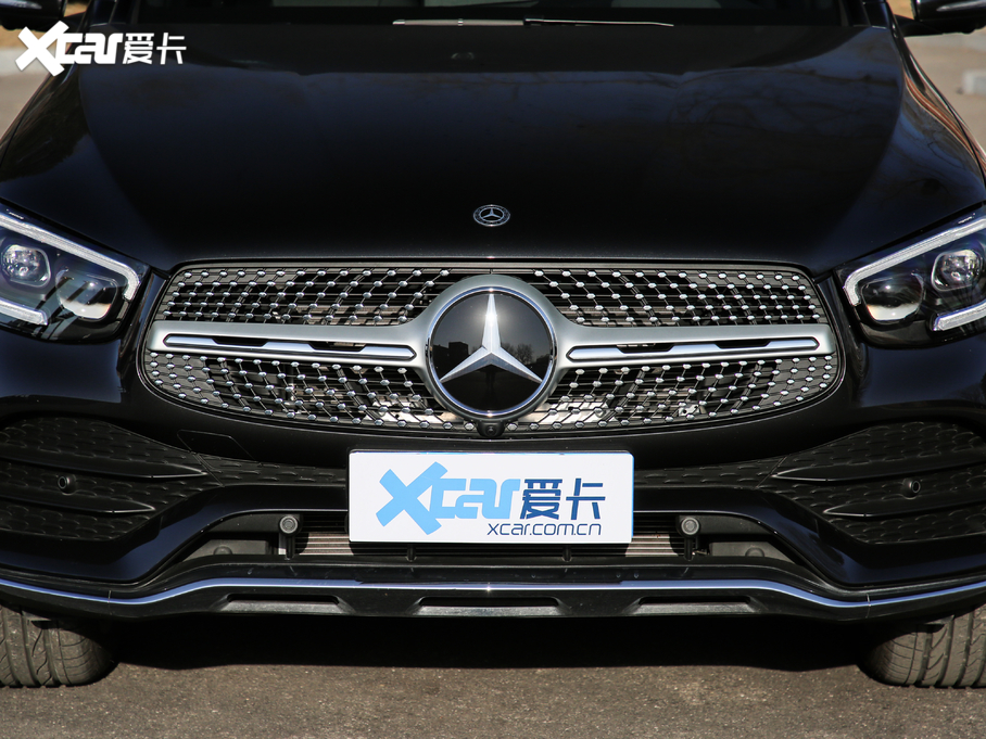 2020GLC GLC 300 L 4MATIC AMG Line