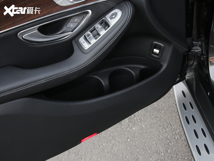 2020YGLC GLC 300 L 4MATIC AMG Line