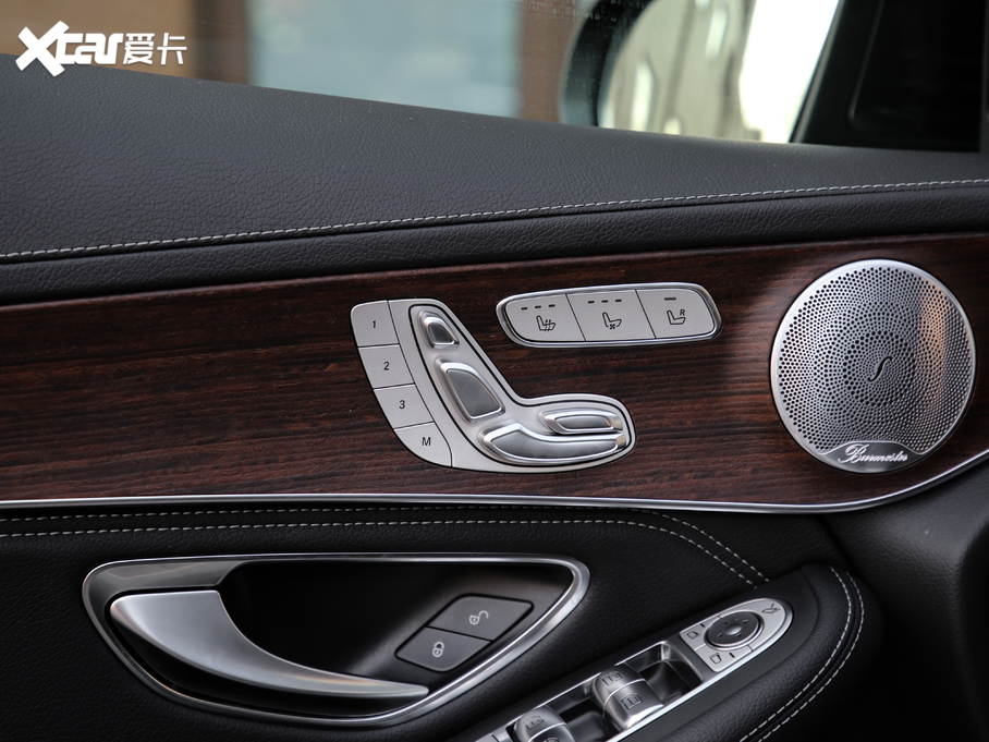 2020YGLC GLC 300 L 4MATIC AMG Line