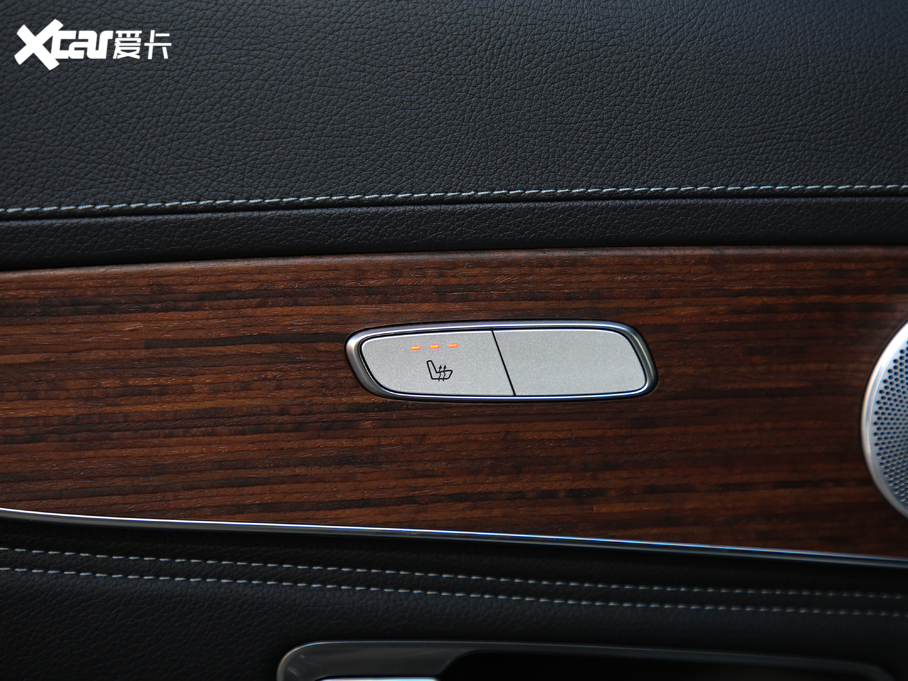 2020YGLC GLC 300 L 4MATIC AMG Line