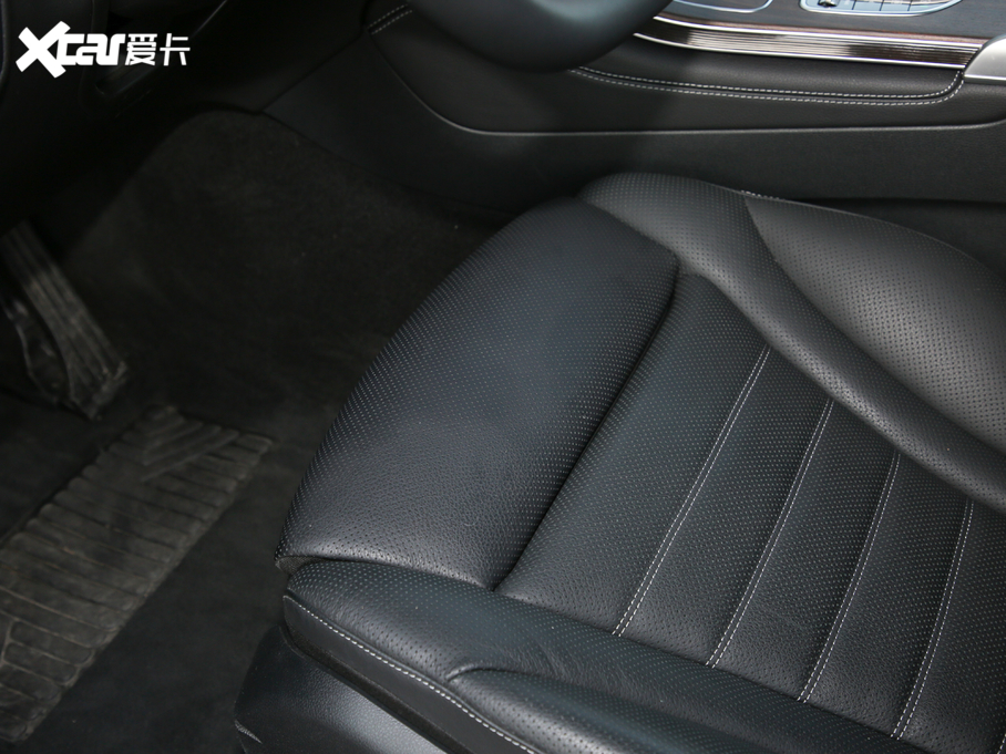 2020YGLC GLC 300 L 4MATIC AMG Line