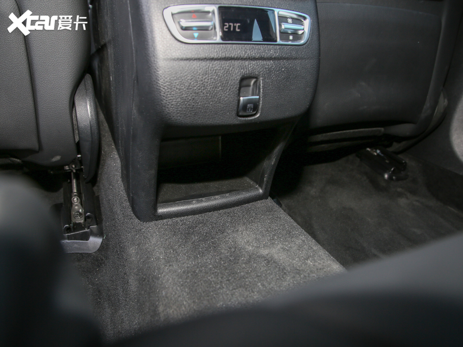 2020YGLC GLC 300 L 4MATIC AMG Line