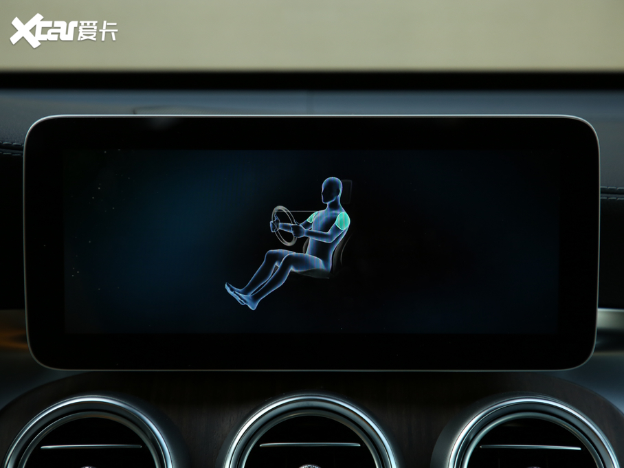 2020YGLC GLC 300 L 4MATIC AMG Line