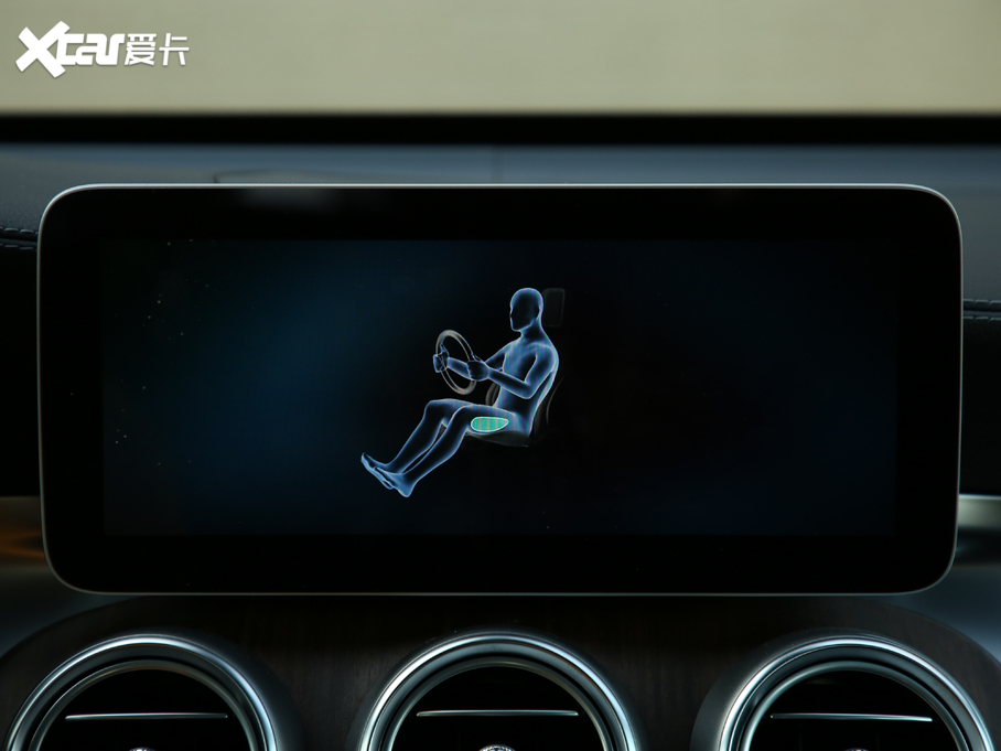 2020YGLC GLC 300 L 4MATIC AMG Line