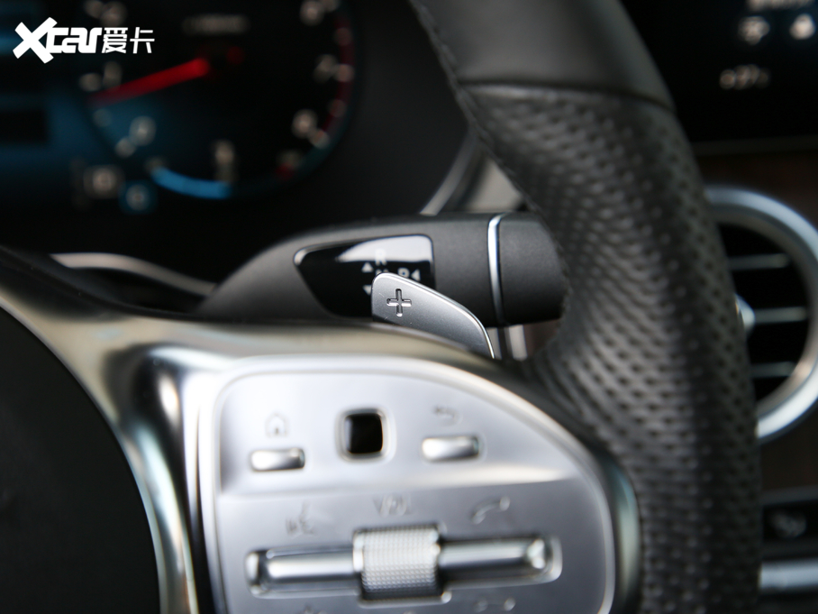 2020YGLC GLC 300 L 4MATIC AMG Line