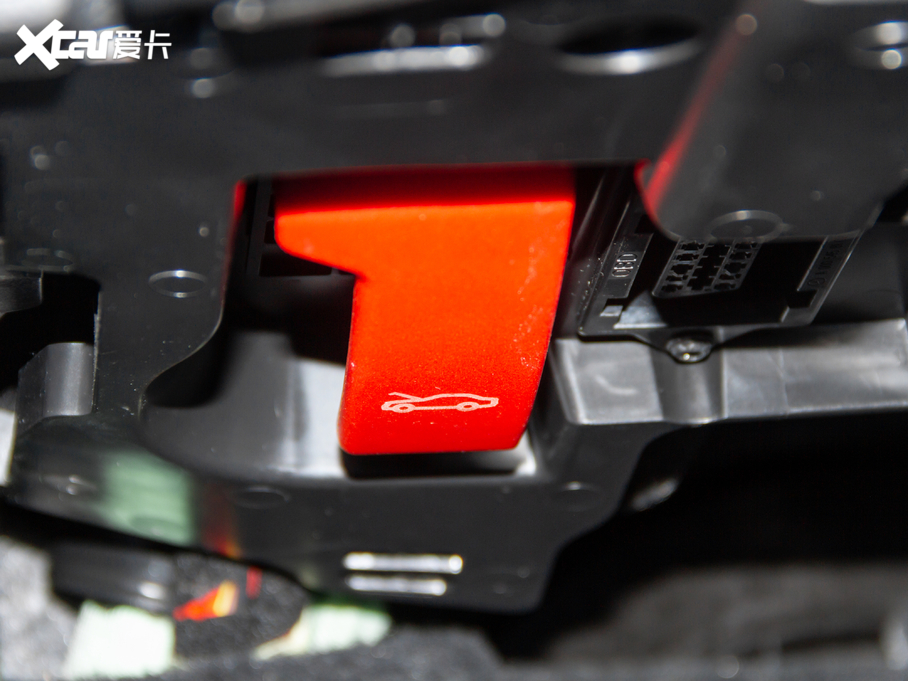 2020��YGLC �Ŀ� GLC 260 L 4MATIC���A��