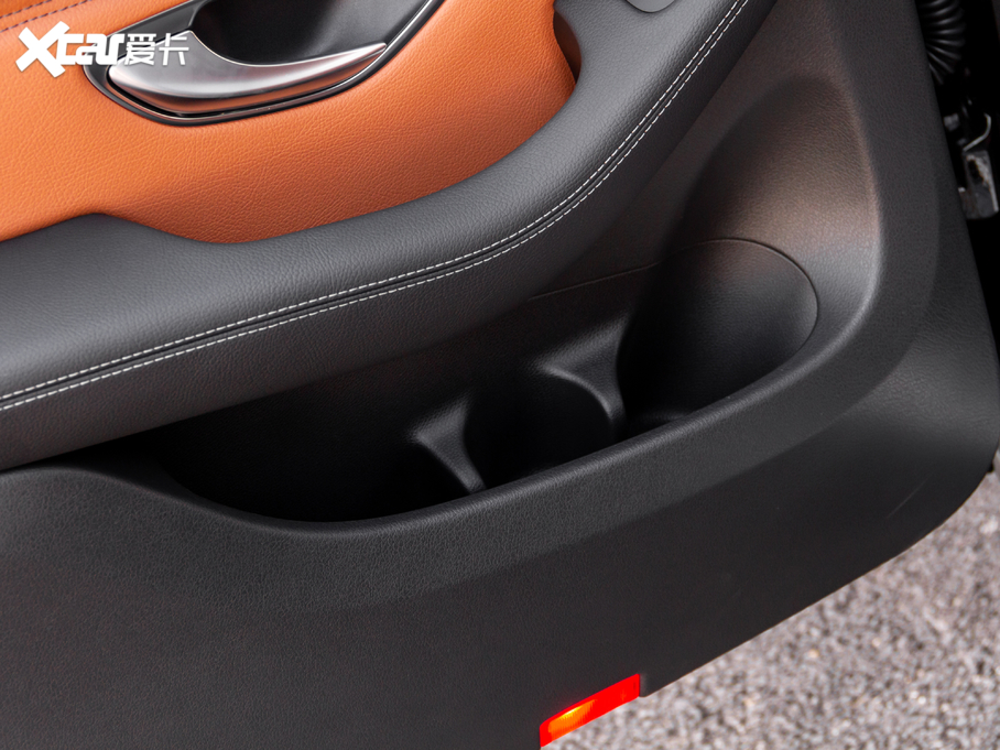 2020��YGLC �Ŀ� GLC 260 L 4MATIC���A��