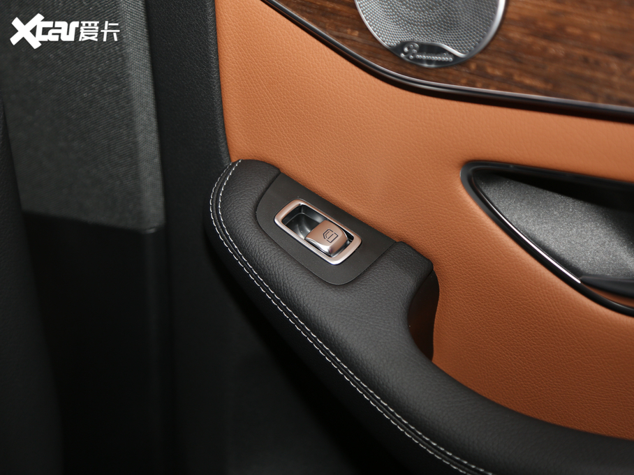 2020��YGLC �Ŀ� GLC 300 L 4MATIC AMG-Line