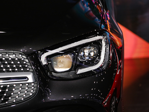 2020GLC 300 L 4MATIC AMG Line ^