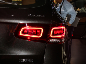 2020GLC 300 L 4MATIC AMG Line ^