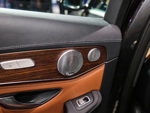 2020GLC 300 L 4MATIC AMG Line g