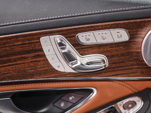 2020GLC 300 L 4MATIC AMG Line g