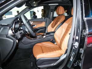 2020GLC 300 L 4MATIC AMG Line g