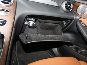 2020GLC 300 L 4MATIC AMG Line g