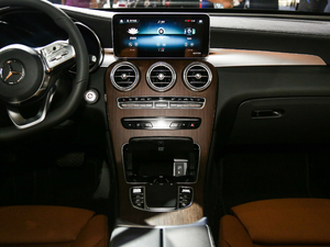 2020GLC 300 L 4MATIC AMG Line п؅^(q)