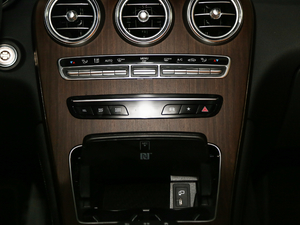 2020GLC 300 L 4MATIC AMG Line п؅^(q)